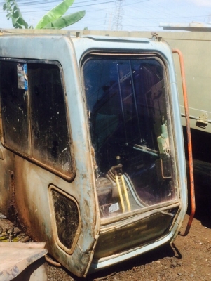 ขาย หัวเก๋ง HITACHI EX200-3 อุปกรณ์ครบครับ ขาย หัวเก๋ง HITACHI EX200-3 อุปกรณ์ครบครับ