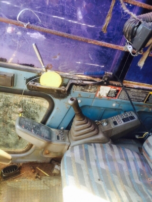 ขาย หัวเก๋ง HITACHI EX200-3 อุปกรณ์ครบครับ ขาย หัวเก๋ง HITACHI EX200-3 อุปกรณ์ครบครับ