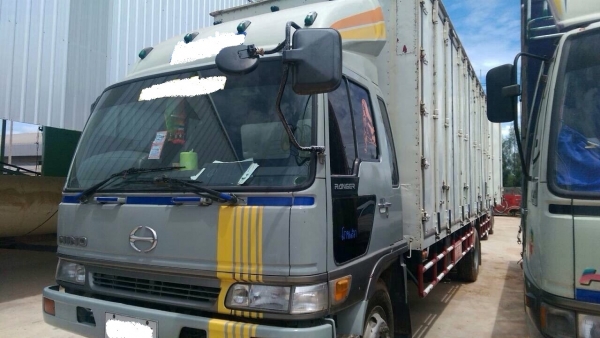 ขายเทเลอร์ HINO KT725  สภาพสวยพร้อมใช้ ราคาต่อรองได้ ที่คุูณอ๊อฟ พิจิตร 086-737-9991