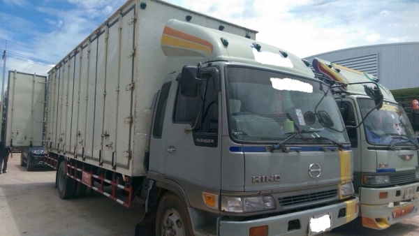 ขายเทเลอร์ HINO KT725  สภาพสวยพร้อมใช้ ราคาต่อรองได้ ที่คุูณอ๊อฟ พิจิตร 086-737-9991
