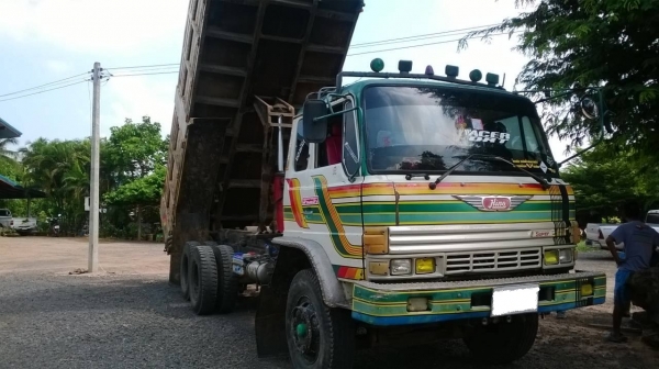 ขายHINO F17 ดั๊ม สภาพสวยพร้อมใช้ ติดต่อได้ที่คุณ อ๊อฟ พิจิตร 086-737-9991 ขายHINO F17 ดั๊ม สภาพสวยพร้อมใช้ ติดต่อได้ที่คุณ อ๊อฟ พิจิตร 086-737-9991