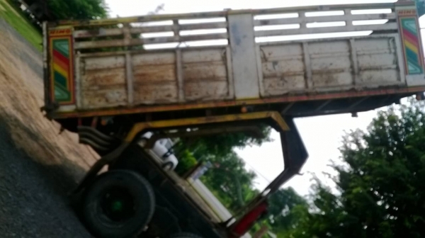 ขายHINO F17 ดั๊ม สภาพสวยพร้อมใช้ ติดต่อได้ที่คุณ อ๊อฟ พิจิตร 086-737-9991 ขายHINO F17 ดั๊ม สภาพสวยพร้อมใช้ ติดต่อได้ที่คุณ อ๊อฟ พิจิตร 086-737-9991