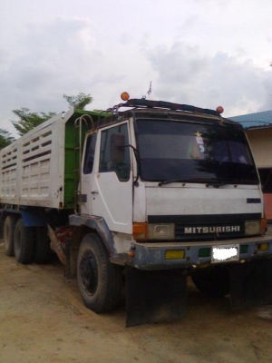 ขายHINO F17 ดั๊ม สภาพสวยพร้อมใช้ ติดต่อได้ที่คุณ อ๊อฟ พิจิตร 086-737-9991 ขายHINO F17 ดั๊ม สภาพสวยพร้อมใช้ ติดต่อได้ที่คุณ อ๊อฟ พิจิตร 086-737-9991