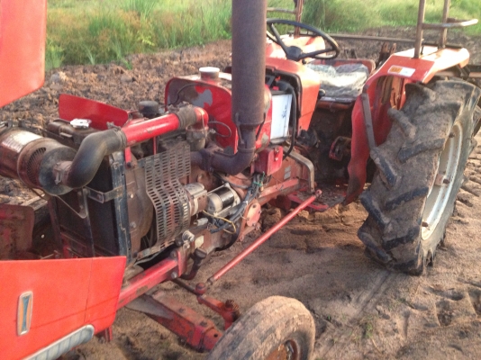 ขายด่วนรถไถนา TS 2200 ISEKI ภาพวีดีโอ พร้อมอุปกรณ์ผานหลัง 5 รถนำเข้า รถพร้อมใช้งานได้เลย ราคา 55000 บาท สนใจติดต่อได้ที่ 0819972972 0898451778 คุณชัยยา