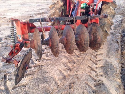 ขายด่วนรถไถนา TS 2200 ISEKI ภาพวีดีโอ พร้อมอุปกรณ์ผานหลัง 5 รถนำเข้า รถพร้อมใช้งานได้เลย ราคา 55000 บาท สนใจติดต่อได้ที่ 0819972972 0898451778 คุณชัยยา