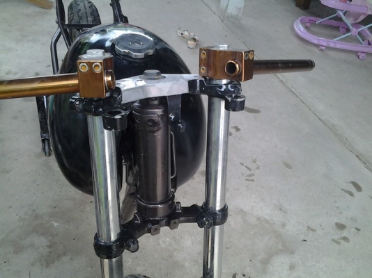 ขาย โครงรถยืนคัน 12000 ขาย โครงรถยืนคัน 12000