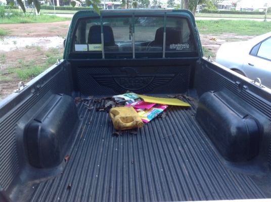 ขายNissan big m ปี39 เครื่อง2700 ฝากดำ พวงมาลัยพาวเวอร์ ขายNissan big m ปี39 เครื่อง2700 ฝากดำ พวงมาลัยพาวเวอร์