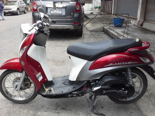 Fino ปี 57 หัวฉีด ตัวใหม่ล่าสุด เครื่องแน่นกริ๊บ ชุดสีมีแตก ต้องเปลี่ยน เปลี่ยนชุดสีแล้วเหมือนรถป้ายแดงแน่นอน หลุดจำนำ โอนไม้ได้ ต่อภาษี พรบ.ขับได้ปกติ มีเอกสารจำนำ สำเนาหน้าเล่ม บัตรเจ้าของให้