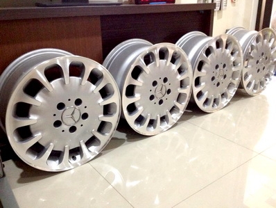 แม็กซ์ BENZ W211