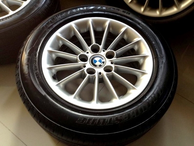 ---ขายแล้ว----แม็กซ์ BMW ซีรีย์ 5 ขนาด 16 นิ้ว ลายก้านถี่ E34 E39 5รู120 พร้อมยางปีMichelin 225 55 16 ปี 12 รายละเอียดด้านใน ---ขายแล้ว----แม็กซ์ BMW ซีรีย์ 5 ขนาด 16 นิ้ว ลายก้านถี่ E34 E39 5รู120 พร้อมยางปีMichelin 225 55 16 ปี 12 รายละเอียดด้านใน