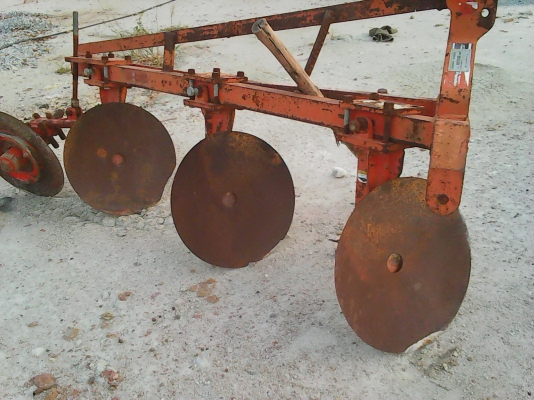 ขายผานรถไถรุ่นเล็กและใหญ่ สอบถามได้