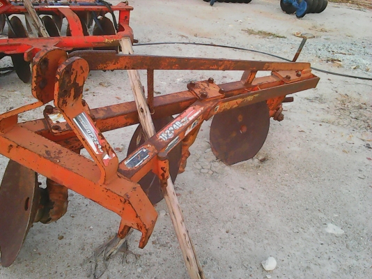 ขายผานรถไถรุ่นเล็กและใหญ่ สอบถามได้