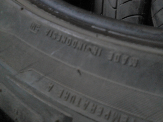 205/45R17 NEUTON NT5000 ชุด 4 เส้น ปี 2011 TEL.081-427-3941