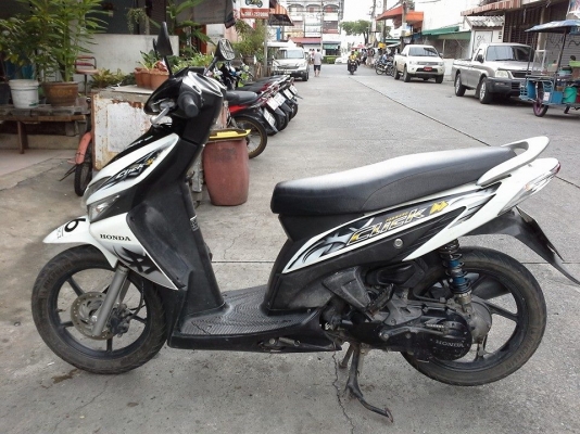 Click ปี 50 ล้อแม็ค รถบ้าน เครื่องเดิม แน่น เงียบ เล่ม เอกสารพร้อม