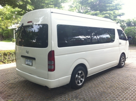 ขายรถตู้COMMUTER 2.7 CNG แต่งVพร้อมใช้งานครับ