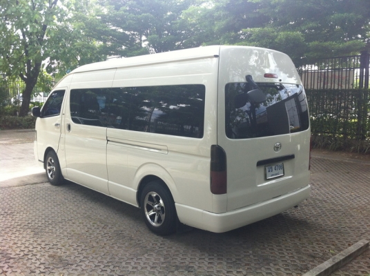 ขายรถตู้COMMUTER 2.7 CNG แต่งVพร้อมใช้งานครับ