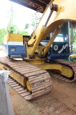 ขาย แมคโค KOMATSU 120 เก่านอก คอนโทรลสั้น ขาย แมคโค KOMATSU 120 เก่านอก คอนโทรลสั้น