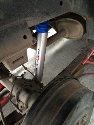 รับแก้ปัญหาช่วงล่าง รถกระบะ isuzu by Shock Profender รับแก้ปัญหาช่วงล่าง รถกระบะ isuzu by Shock Profender