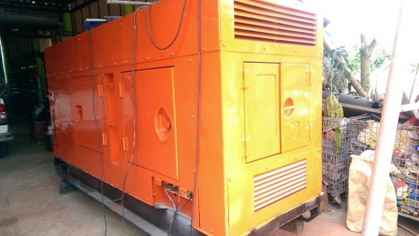 เครื่องปั่นไฟ 90KVA เครื่องยนต์ HINO ไดร์ นิปปอน(NIPPON) 0818481185(เอ)
