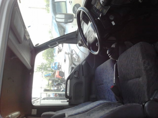 หัวเก๋ง 6 ล้อ ISUZU NKR สภาพสวย อุปกรณ์ครบ