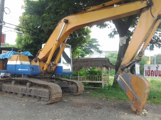 ขายรถแบคโฮตามสภาพPC200โคมัสสุ
