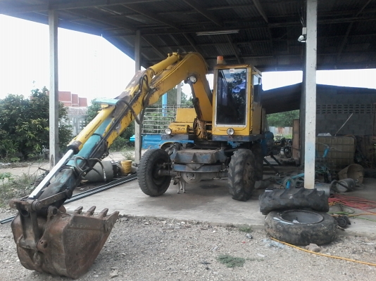 รถขุดล้อยาง pw 60 รถขุดล้อยาง pw 60