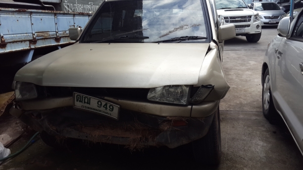 รถตกข้างทาง เครื่องไม่เป็นไร ขี้เกียจซ่อม