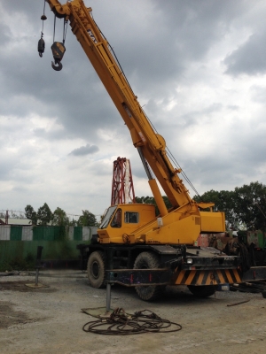 ขายรถเครน KATO 25 ตัน รุ่น KR-25H-IIIL ขายรถเครน KATO 25 ตัน รุ่น KR-25H-IIIL