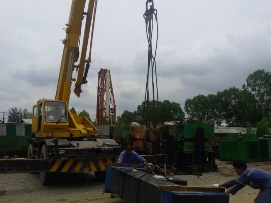 ขายรถเครน KATO 25 ตัน รุ่น KR-25H-IIIL ขายรถเครน KATO 25 ตัน รุ่น KR-25H-IIIL