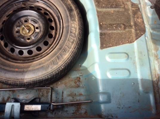 ขายรถโตโยต้า โซลูน่า 1.5 GLI ปี 97 เครื่องเดิม 1.5 หัวฉีด เกียร์ธรรมดา เพาเวอร์  ภายในสวยเดิมๆสะอาด กระไฟฟ้า เซ็ลทรัลล็อค วิทยุ CD ตัวถังบางๆเดิมๆ สีเต็มเงาสวย ไม่มีชน แม็ก 15" ยางใหม่ๆ รถขับดีมาก ภาษีปี 58 ประกันชั้น 3 รถสวยๆ พร้อมใช้ได้เลยครับ