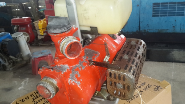 ปั้มน้ำ ขนาดเล็ก 1.5x1.5 นิ้ว