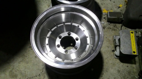 ขายล้อตัน 15x10 -50 ขายล้อตัน 15x10 -50