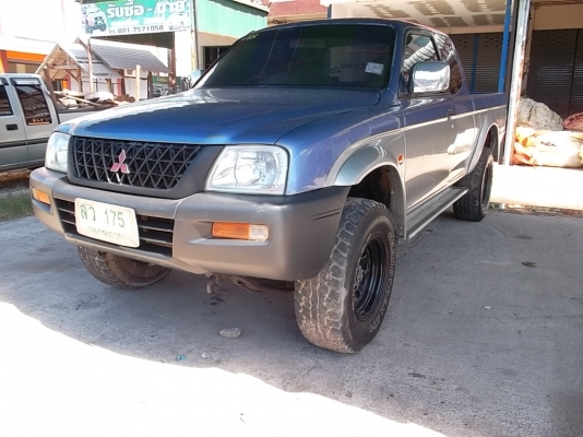 ขาย125000บ. MITSUBISHI L200 STRADA GRANDIS 4DR 2.8 GLX 4WD เกียร์ธรรมดา