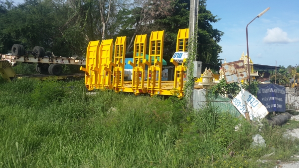 ขายโรเบทกว้าง..ยาว..ใหญ่.บรรทุกเครน50ตัน ขายโรเบทกว้าง..ยาว..ใหญ่.บรรทุกเครน50ตัน