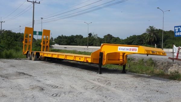 ขายโรเบทกว้าง..ยาว..ใหญ่.บรรทุกเครน50ตัน ขายโรเบทกว้าง..ยาว..ใหญ่.บรรทุกเครน50ตัน