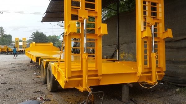 ขายโรเบทกว้าง..ยาว..ใหญ่.บรรทุกเครน50ตัน ขายโรเบทกว้าง..ยาว..ใหญ่.บรรทุกเครน50ตัน