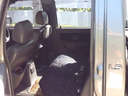 ขาย รถ ISUZU 4*4 Rodeo สีเทาดำ ขาย รถ ISUZU 4*4 Rodeo สีเทาดำ