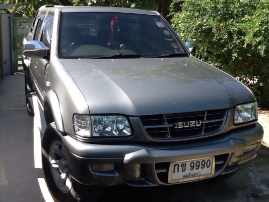 ขาย รถ ISUZU 4*4 Rodeo สีเทาดำ ขาย รถ ISUZU 4*4 Rodeo สีเทาดำ