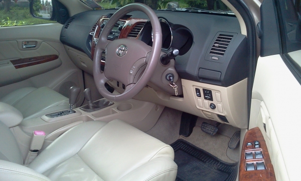 ราคาสุดท้ายคับ 575000 ปี 2551 ถูกที่สุด ราคาสุดท้ายคับ 575000 ปี 2551 ถูกที่สุด