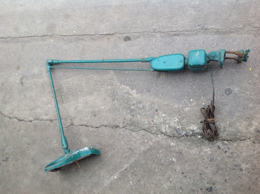 โครมไฟรุ้นเก่า