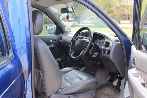 ขายถูก ฟอร์ดเรนเจอร์ยกสูงจากโรงงาน ตัวท๊อปสุด FULL OPTION ปี2005 Active limited รถครูครับ