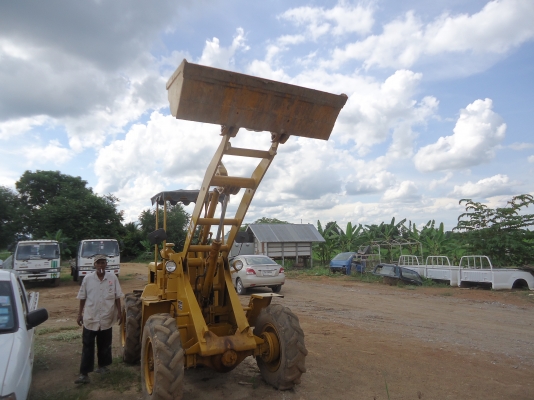 ขายด่วนรถตักล้อยางFL60FURUKAWAเครือง4สูบรถใช้งานอยู่