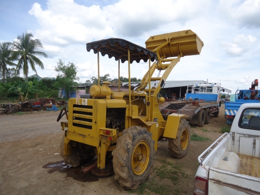 ขายด่วนรถตักล้อยางFL60FURUKAWAเครือง4สูบรถใช้งานอยู่