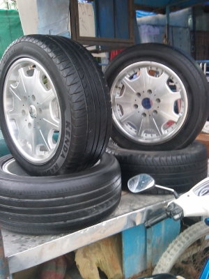 ขายแม็ก17พร้อมยาง กว้าง7.5 ลดๆๆๆๆ5500 ขายแม็ก17พร้อมยาง กว้าง7.5 ลดๆๆๆๆ5500