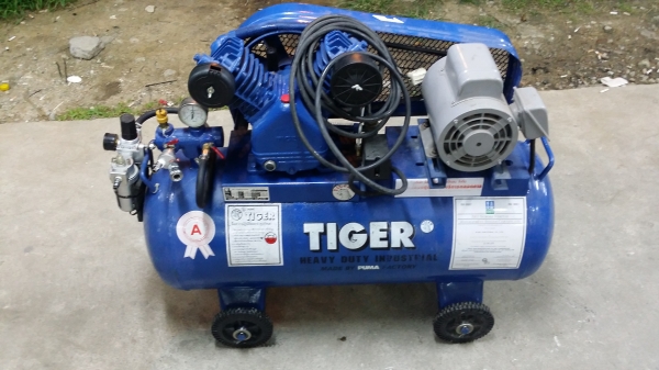 ขายปั้มลม tiger 92 ลิตรสภาพดี 8000บาท