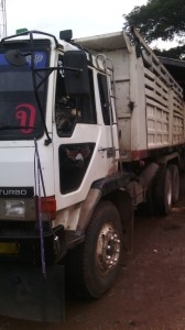 สิบล้อดั้ม มิตรซู 220แรงโบว์ไอ้หลง TF3xxxx แม่-ลูกดั้ม 2เพลา เจ้าฃองขับเอง สภาพนางฟ้าพร้อมใช้เลย ราคาเบาๆ1,180,000บ ต่อรองได้  ด่วนๆครับ