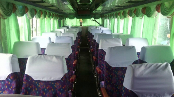 ขายรถทัวร์ 42 ที่นั่ง ที่ภูเก็ต ราคา 720,000 บาท
