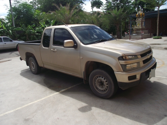 ขาย กระบะ Chevrolet Colorado Extended Cab LS ปี 06(เจ้าของเดิม ชือเดียว) เครื่อง 2,500 cc. น้ำมันดีเซล เบาะหนัง เกียร์  Manual วิทยุ พวงมาลัยพาวเวอร์ ไมล์ Digital มีเล่มทะเบียน วิ่งประมาณ 300,000 กิโล สภาพรถดีมาก นัดดูรถ ลองขับก่อนได้ ราคา 229,000 บาท เท่