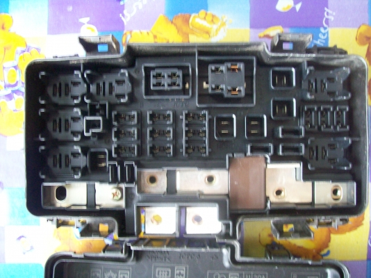 กล่องฟิวส์ ฮอนด้า crv และ ฮอนด้า สตรีม สภาพสวยๆ ราคาไม่แพงครับ