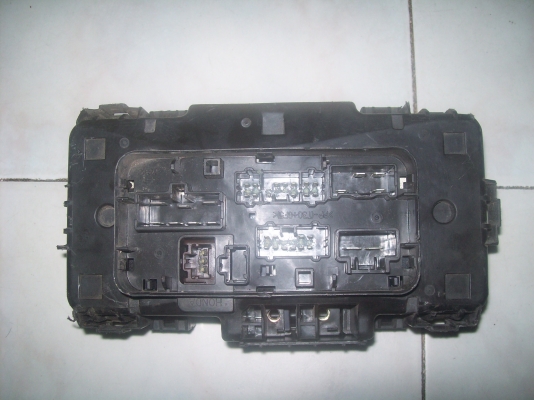 กล่องฟิวส์ ฮอนด้า crv และ ฮอนด้า สตรีม สภาพสวยๆ ราคาไม่แพงครับ กล่องฟิวส์ ฮอนด้า crv และ ฮอนด้า สตรีม สภาพสวยๆ ราคาไม่แพงครับ